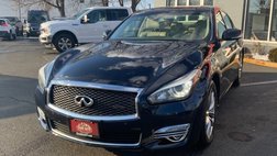 2017 Infiniti Q70 5.6
