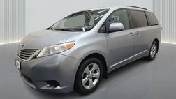 2017 Toyota Sienna LE