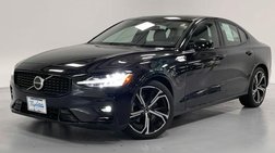 2024 Volvo S60 B5 Core Dark Theme