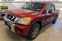 2015 Nissan Titan SV