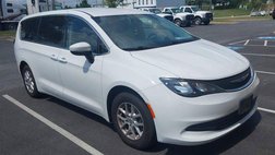 2020 Chrysler Voyager LX