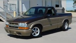 2000 Chevrolet S-10 LS