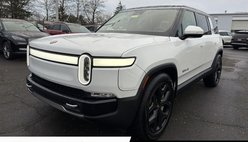 2024 Rivian R1S Adventure