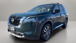 2022 Nissan Pathfinder Platinum