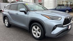 2022 Toyota Highlander LE