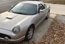 2005 Ford Thunderbird Deluxe