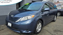 2017 Toyota Sienna LE 8-Passenger