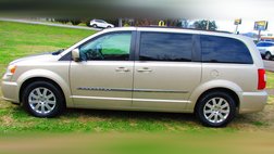 2014 Chrysler Town and Country Touring