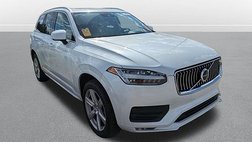 2022 Volvo XC90 T6 Momentum 6-Passenger