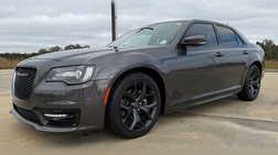2022 Chrysler 300 S V8
