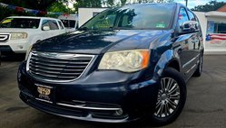 2014 Chrysler Town and Country Touring-L