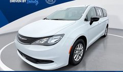 2025 Chrysler Voyager LX