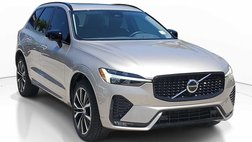 2023 Volvo XC60 B5 Plus Dark Theme