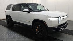 2024 Rivian R1S Adventure