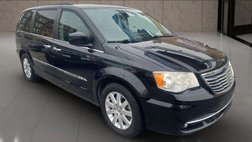 2016 Chrysler Town and Country Touring