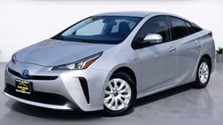 2020 Toyota Prius LE