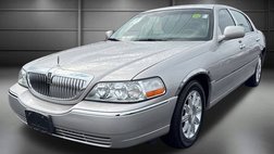 2010 Lincoln Town Car Signature Limited