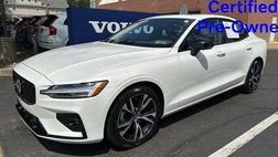 2024 Volvo S60 B5 Plus Dark Theme