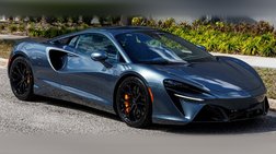 2026 McLaren Artura Base