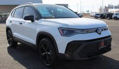 2026 Volkswagen Taos SE Black 4Motion