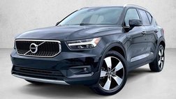 2021 Volvo XC40 T4 Momentum