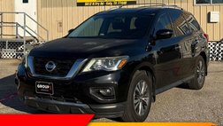 2017 Nissan Pathfinder SV