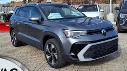 2025 Volkswagen Taos SE 4Motion