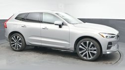 2023 Volvo XC60 B5 Ultimate Bright Theme