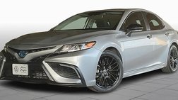 2022 Toyota Camry Hybrid SE Nightshade