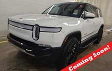 2023 Rivian R1S Adventure