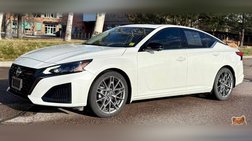 2023 Nissan Altima 2.0 SR