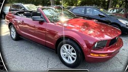 2005 Ford Mustang V6 Deluxe