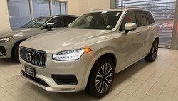 2022 Volvo XC90 T5 Momentum