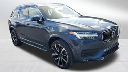 2022 Volvo XC90 T6 Momentum 7-Passenger