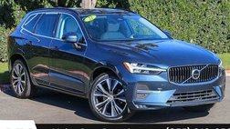 2022 Volvo XC60 B5 Momentum