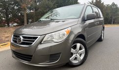 2010 Volkswagen Routan SE