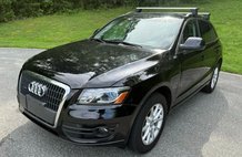 2011 Audi Q5 2.0T quattro Premium Plus