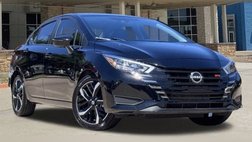 2023 Nissan Versa SR