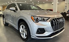 2021 Audi Q3 quattro Premium 40 TFSI