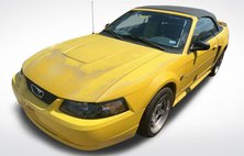 2004 Ford Mustang Deluxe
