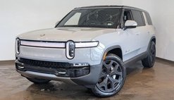 2024 Rivian R1S Adventure