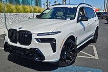 2025 BMW X7 M60i
