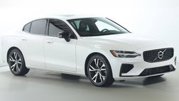 2022 Volvo S60 Recharge T8 R-Design Expression