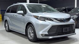 2022 Toyota Sienna XLE