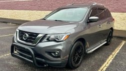 2017 Nissan Pathfinder SV