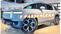 2022 Rivian R1S Launch Edition