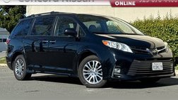 2020 Toyota Sienna XLE Auto Access Seat