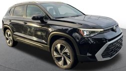 2025 Volkswagen Taos SE 4Motion
