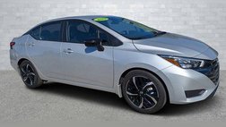 2023 Nissan Versa SR
