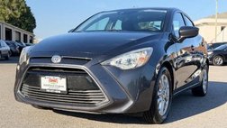 2017 Toyota Yaris iA Base
